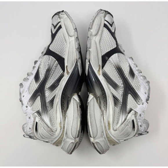 Balenciaga Runner Sneaker Gradient White/Black Size 12 US 45 EU - Picture 4 of 10